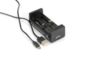 Xtar MC2: Зареждайте своята мощ със зарядно устройство за цилиндрични Li-ion 18650 батерии