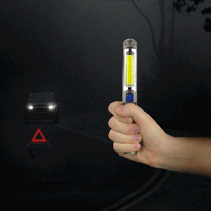 LED Работен Фенер EverActive WL-400 5W COB - Мощност и Практичност в Един Компактен Дизайн